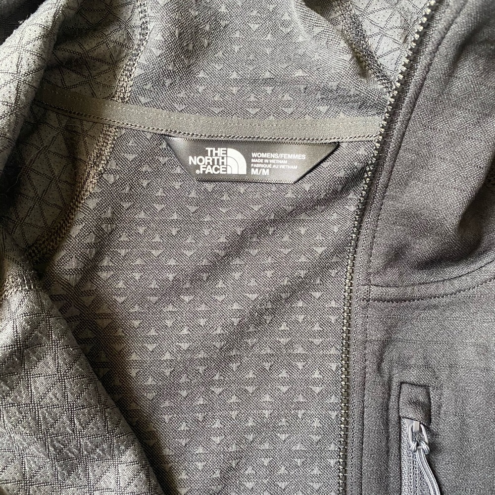 Nwot North Face Lightweight Jacket - image 1